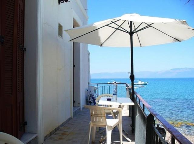 Xenios Zeus Rooms Koroni  Exterior foto