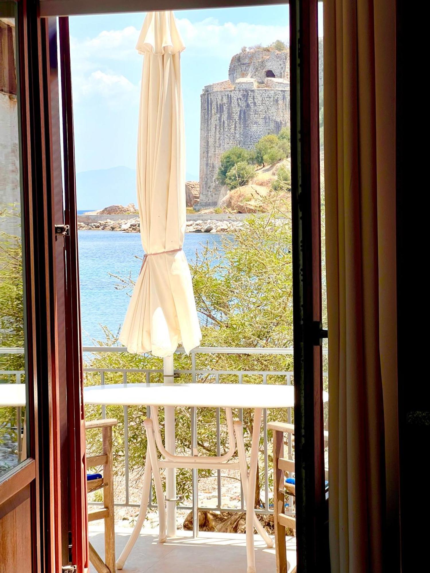 Xenios Zeus Rooms Koroni  Exterior foto